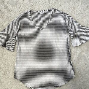 Cabi Striped Short Sleeve Flutter Black Striped Size XS